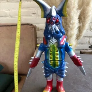 Roughneck:7 Demsilon sofubi vinyl toy
